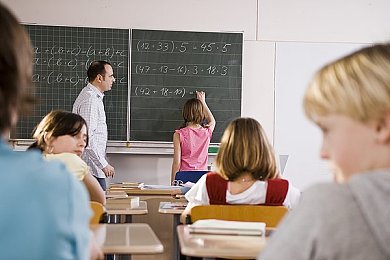 女人梦见小男孩要警惕四种病：《梦境侦探》游戏解析：揭秘女人梦见小男孩暗示的四种疾病，玩出健康生活智慧-2