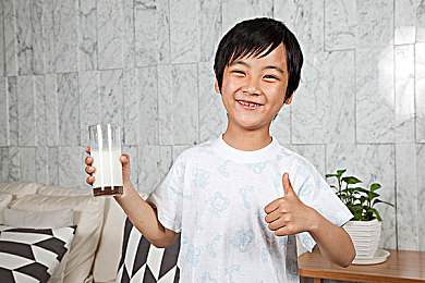 风韵少妇SPA私密推油按摩：探寻身心愉悦：揭秘新型SPA按摩，让繁忙生活焕发新活力-2