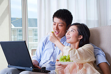 网曝反差婊黑料不卡一区：游戏圈奇闻录：揭秘“反差婊”现象，道德与乐趣的博弈