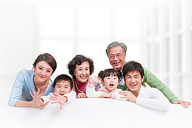 五月天婷亚洲天综合网综合：揭秘神秘游戏《天际传说》：攻略详解与亮点不足-1
