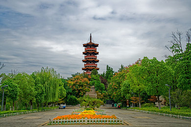 AI迪丽热巴被 出水来：AI女神迪丽热巴走红网络，引发AI时代未来角色大讨论-2