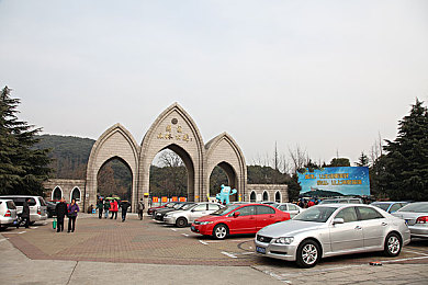 免费的实名认证：网络守护神：实名认证构建安全与便捷双重防线，共筑清朗网络家园-1
