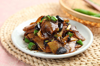 17黑料网：揭秘新型娱乐平台：海量笑料，轻松减压，尽在欢乐新天地！-1