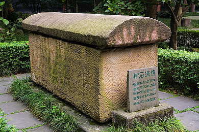 上课被迫打开腿被男同桌玩：青春校园回忆录：同桌恶作剧，趣味成长之旅-1