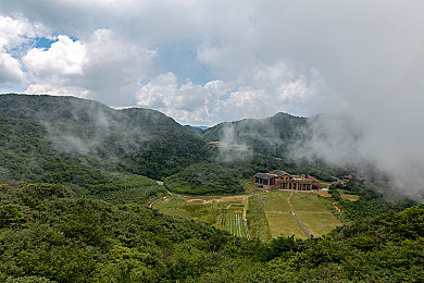 羞羞色漫在线入口窗口：奇幻秘境探险之旅，揭开《隐秘世界》神秘面纱-2
