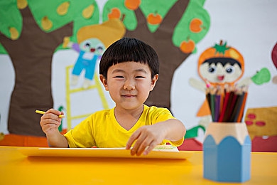 古见硝子被焯出白水：揭秘白水瓷韵，传承千年传奇——古见硝子之谜探险之旅