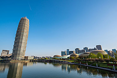 B站成人：B站蜕变：从二次元圣地到多元文化新阵地的成人观众崛起-2