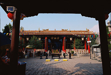 一性一交一口添一摸乱：探寻神秘力量，游戏世界风云变幻之旅