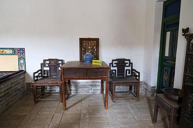 女同学裸睡把我下面摸硬了：校园隐私言论引发热议，校方呼吁共筑和谐校园