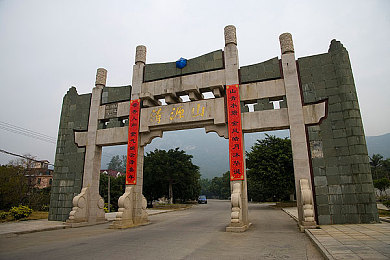 九一网站代码是多少：揭秘九一网站：技术魅力与安全挑战共舞-2