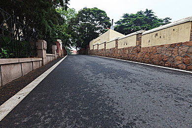 穿一毫米的裙子跳舞：舞动都市边缘，时尚跳跃冒险之旅-2