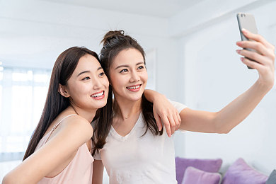 网曝吃瓜独家黑料每日吃瓜免费：“娱乐热潮来袭：揭秘“每日吃瓜免费”APP为何成为网友热议焦点，关注娱乐之余勿忘生活现实”-3
