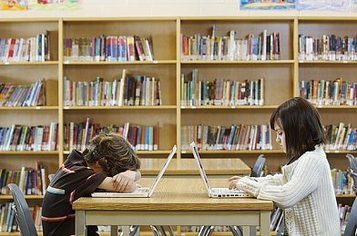 国产精品久久久久久亚洲影视：亚洲影视新篇章，《久久久久久》引领国产影视潮流，创新题材与文化输出双丰收