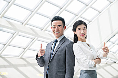 富二代色多多：娱乐圈“奢华背后”：解码“富二代”奢华生活与价值观迷思-2
